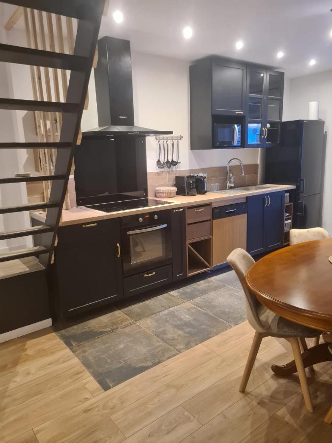 Magnifique Appartement Avec Terrasse Besseges Exteriér fotografie